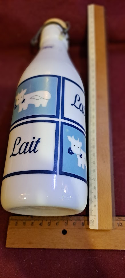 Vintage milk bottle [OTH10256]