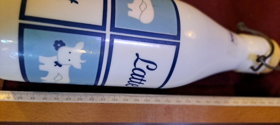 Vintage milk bottle [OTH10256]
