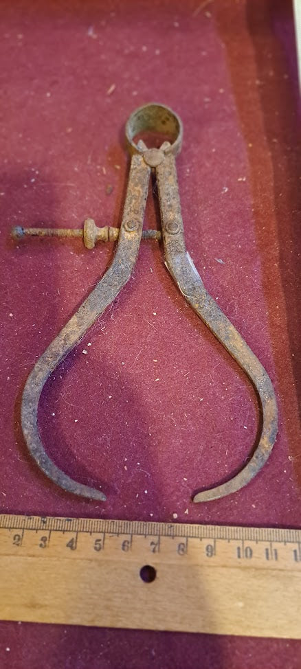 Antique metal starrett spring calipers [TOL10184]