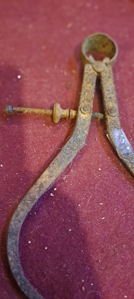 Antique metal starrett spring calipers [TOL10184]