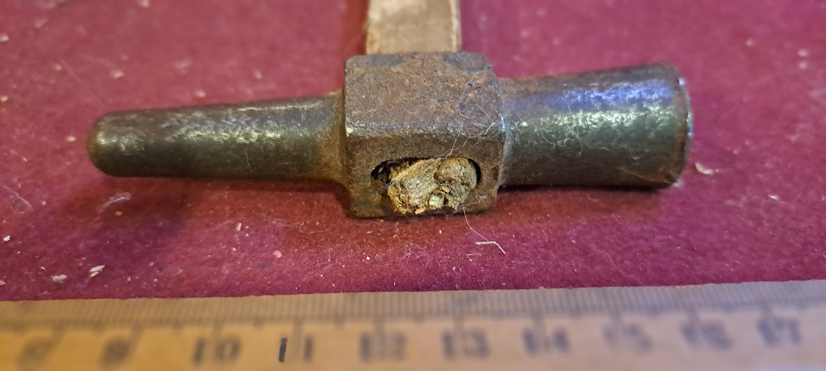Vintage carpenter hammer [TOL10186]