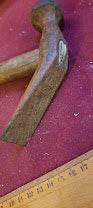 Vintage carpenter hammer [TOL10185]