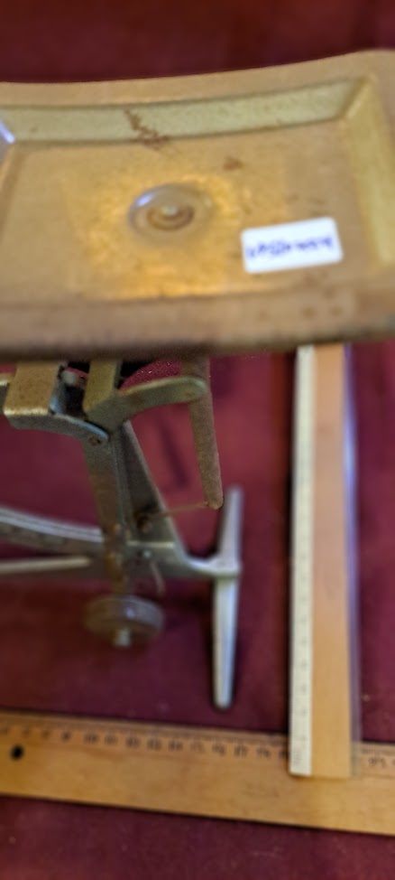 Antique Postal scales [INS10424]