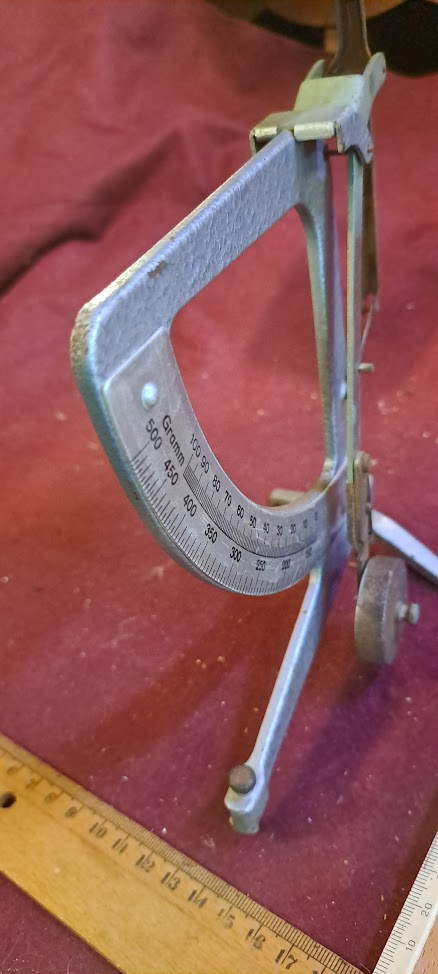 Antique Postal scales [INS10424]