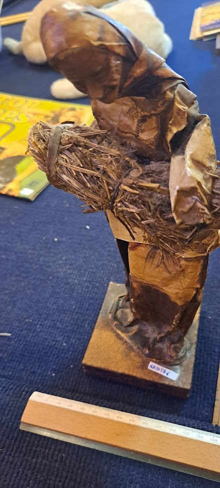 Paper handmade art figurine [ART10176]