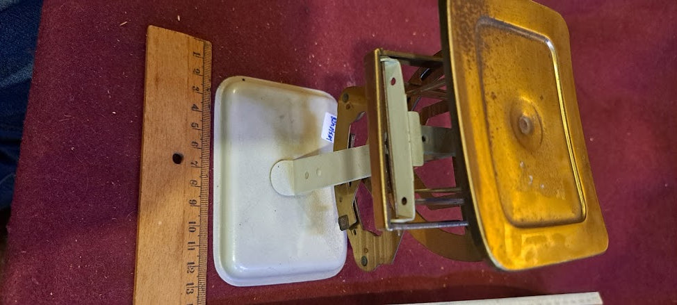 Antique Postal Scale vintage [INS10428]