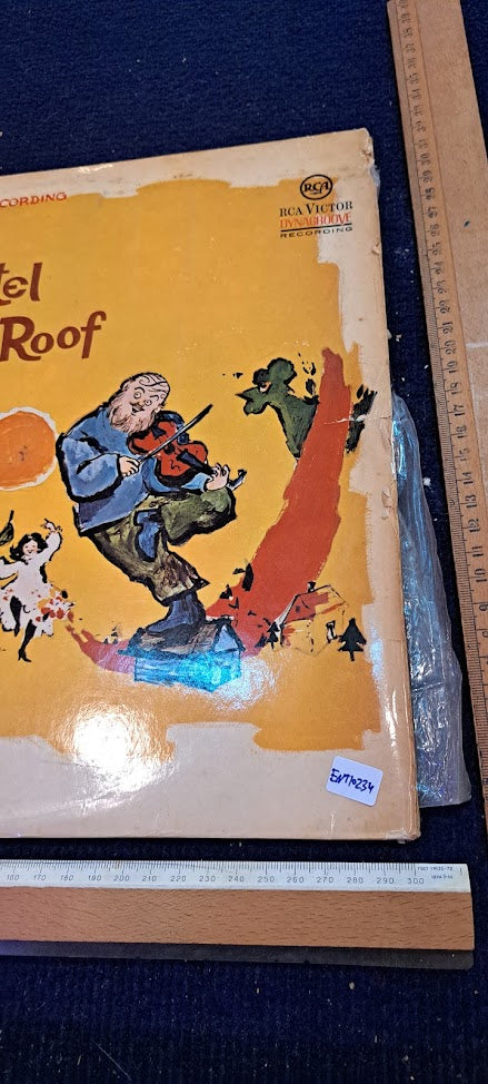 מגש נחושת למזכרת של יצחק רבין [ISR10136] 