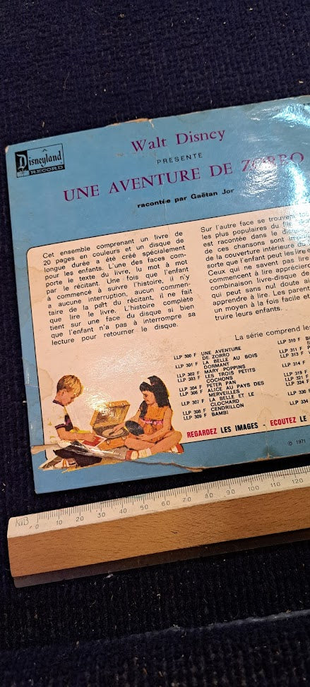 Walt Disney Zoro Vanilla Record and booklet [ENT10203]