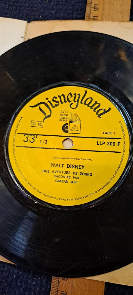 Walt Disney Zoro Vanilla Record and booklet [ENT10203]