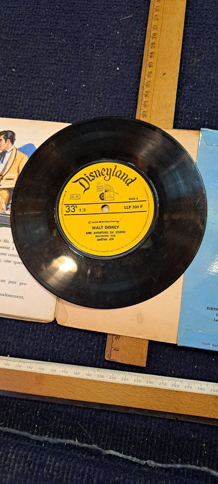 Walt Disney Zoro Vanilla Record and booklet [ENT10203]