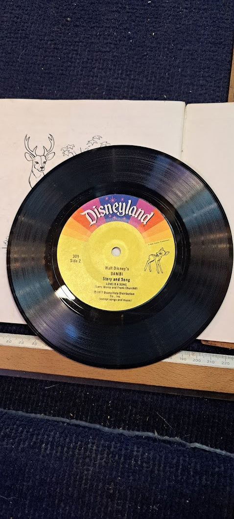 Walt Disney Bambi Vanilla Record and booklet [ENT10209]