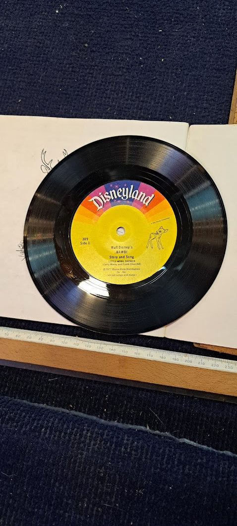 Walt Disney Bambi Vanilla Record and booklet [ENT10209]