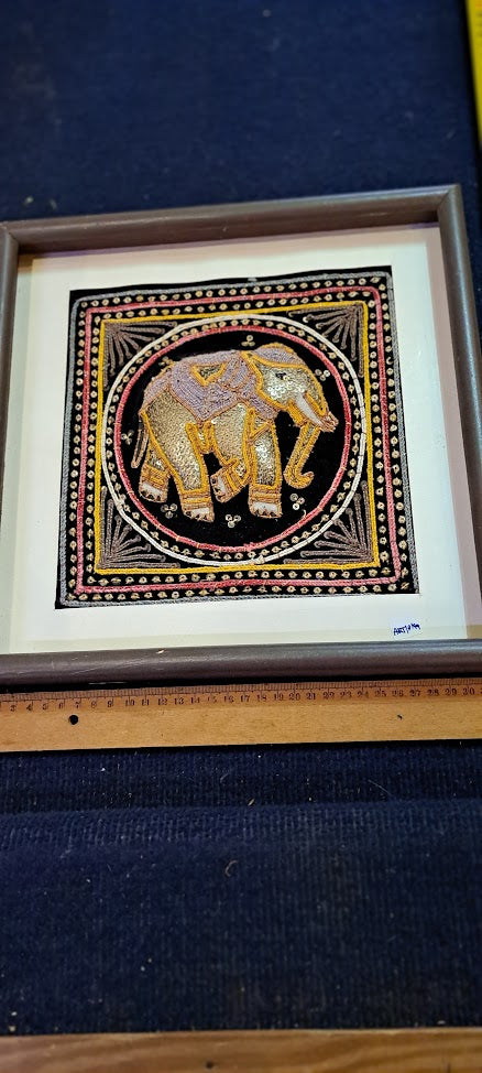 Handmade Indian Elephant Embroidery [ART10199]