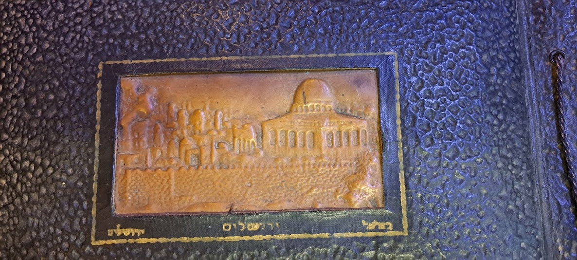 Old photos album with Jerusalem Copper Plating [BOK10289]