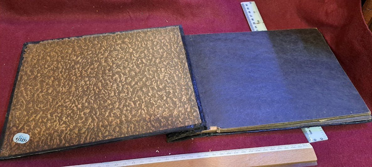 Old photos album with Jerusalem Copper Plating [BOK10289]