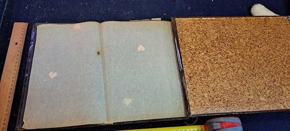 Old photos Album with Jerusalem Copper Plating [BOK10292]