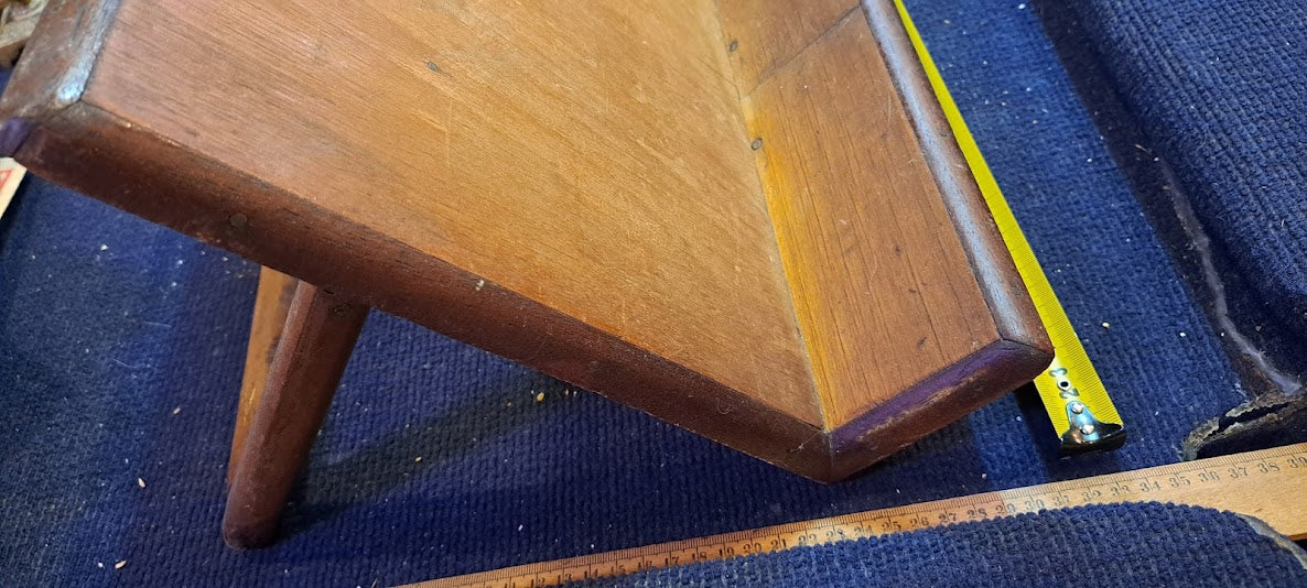 Vintage Book wood stand rare! [OTH10266]