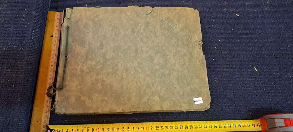 Antique postcards album [BOK10301]