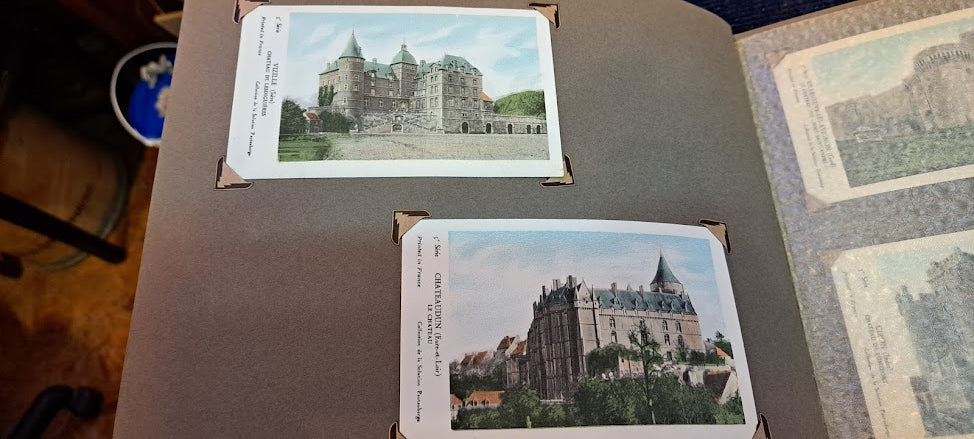 Antique postcards album [BOK10301]