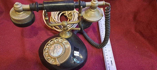 Vintage analog rotary telephone [INS10429]