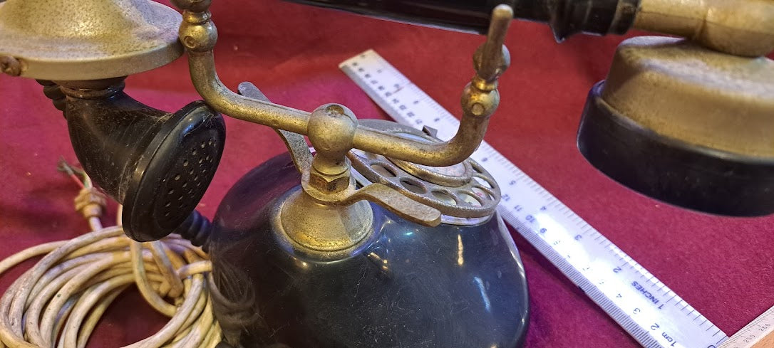 Vintage analog rotary telephone [INS10429]