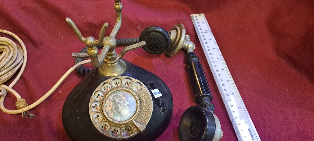 Vintage analog rotary telephone [INS10429]