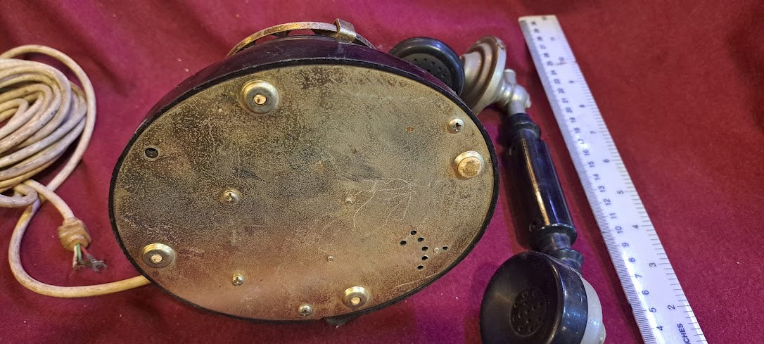 Vintage analog rotary telephone [INS10429]