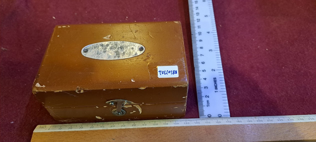 Vintage weight set & wood boxes [TOL10188]