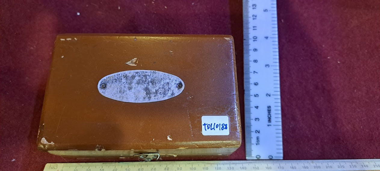 Vintage weight set & wood boxes [TOL10188]