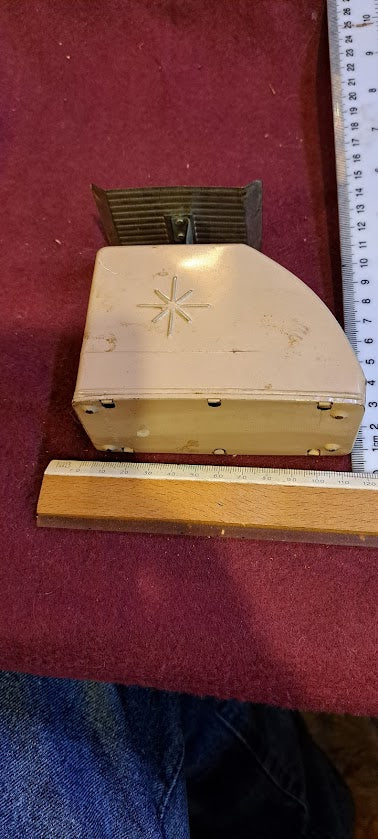 Vintage post, kitchen scale [INS10433]