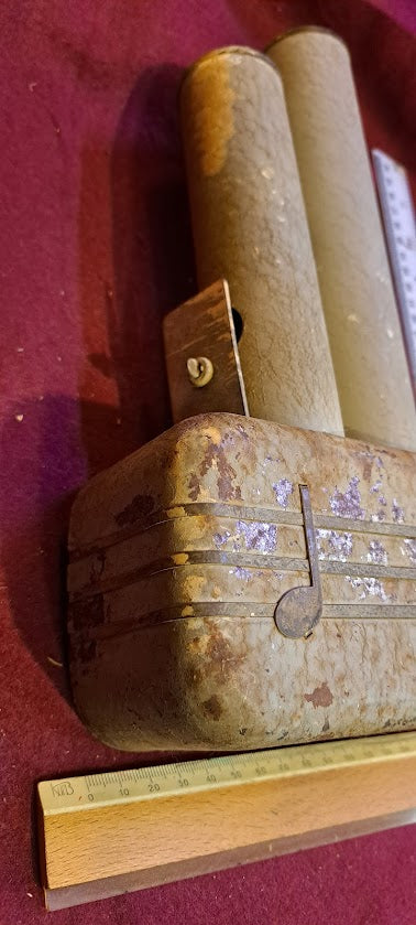 Antique electric bell [INS10432]