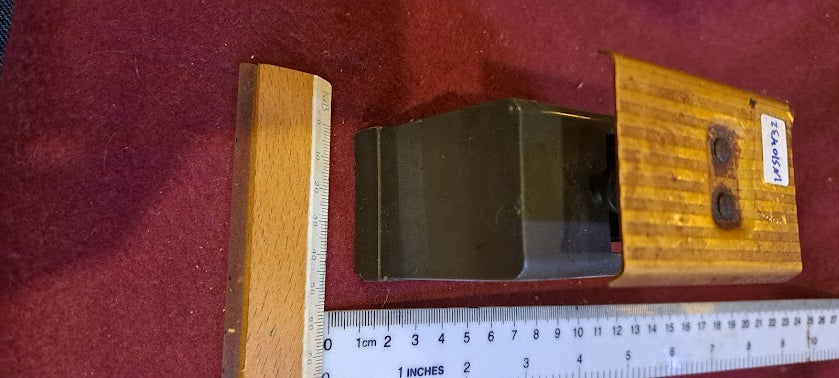 Vintage post, kitchen scale [INS10439]