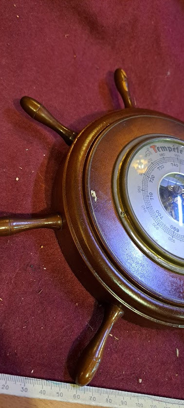 Vintage barometer [INS10434]