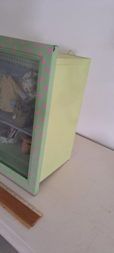 Miniature handmade art in box [ART10214]