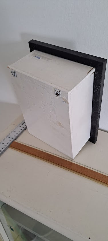 Miniature handmade art in box [ART10215]