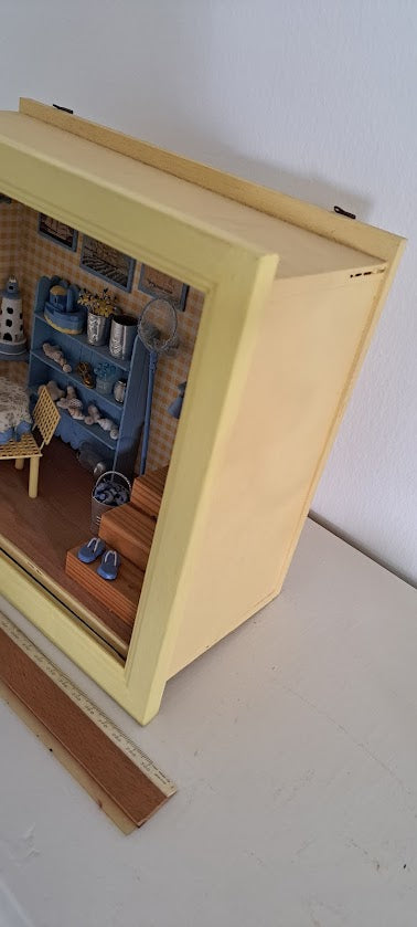 Miniature handmade art in box [ART10216]