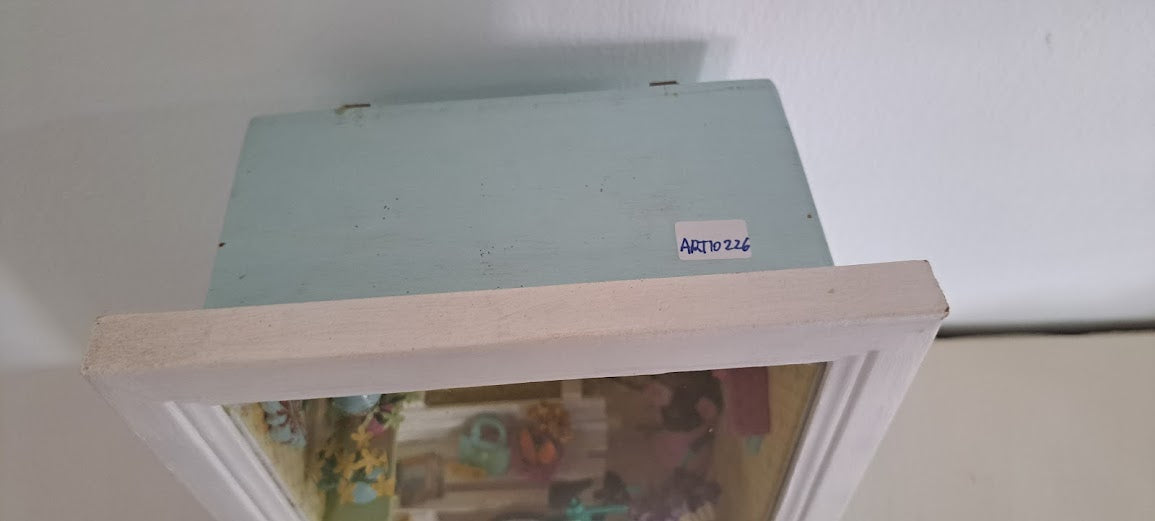 Miniature handmade art in box [ART10226]