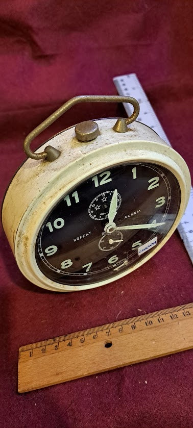 Vintage mechanical desk clock [CLK10148]