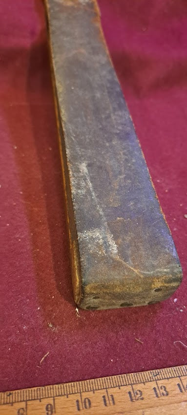 Antique razor sharpener [TOL10199]