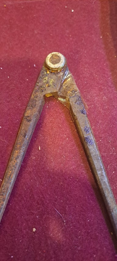 Antique iron caliper [TOL10201]