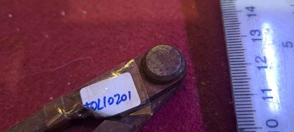Antique iron caliper [TOL10201]