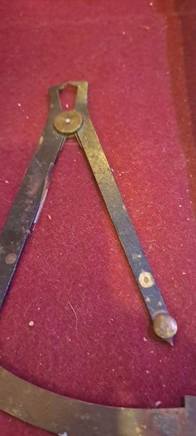 Antique Iron Caliper Micrometer [TOL10207]