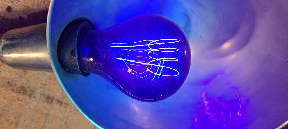 Blue Lamp Old Medical Reflector [TOL10211]