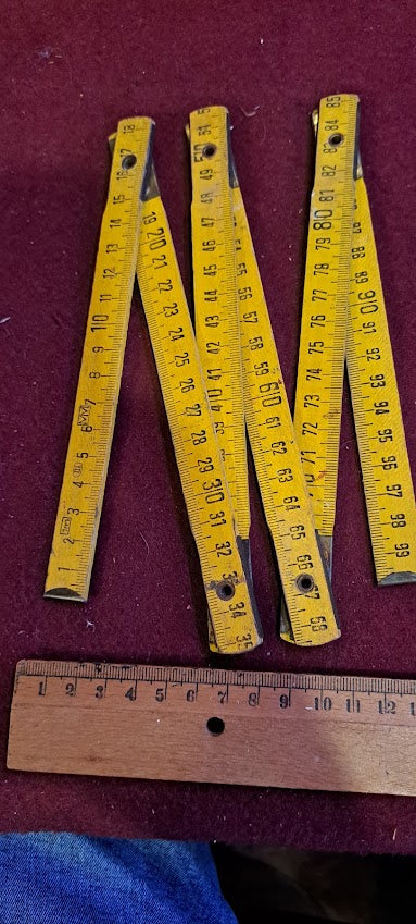Vintage wood folding meter [TOL10214]