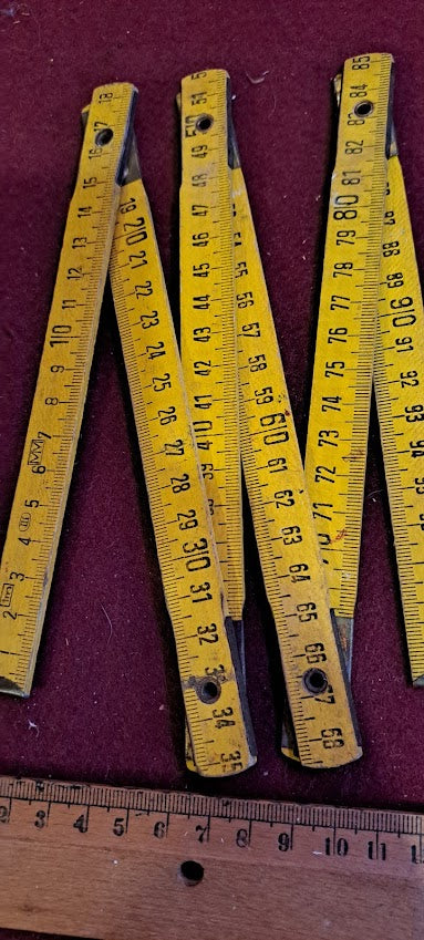 Vintage wood folding meter [TOL10214]