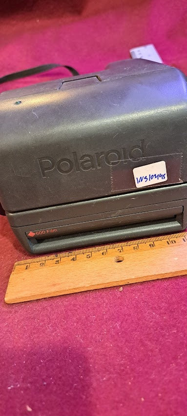 Vintage Polaroid camera Closeup 636 [INS10445]