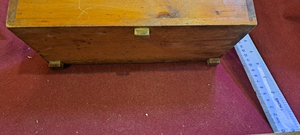 Antique Delicate Libra Weight with wood box [INS10452]