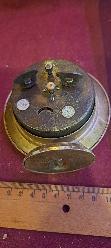 Old mechanical desk clock [CLK10161]