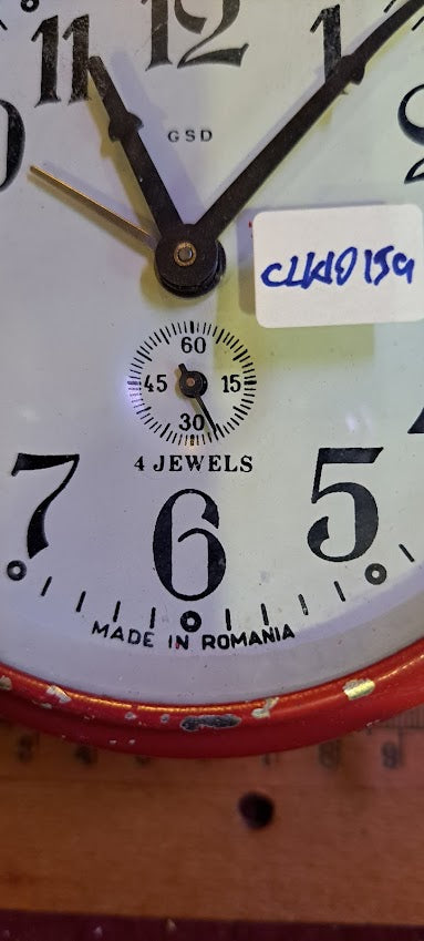 Old mechanical desk clock [CLK10159]