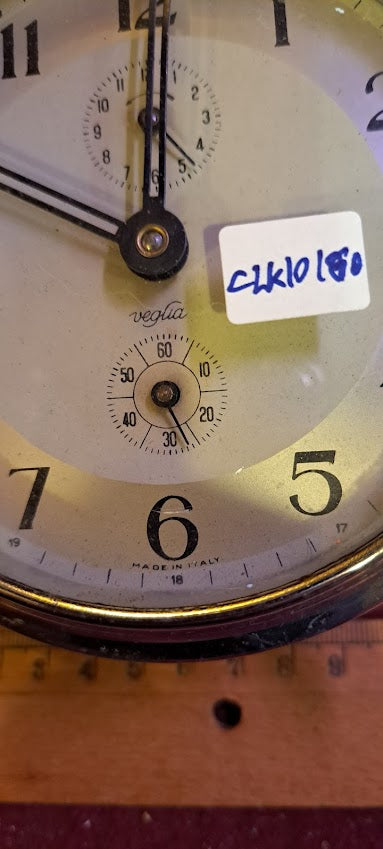 Old mechanical desk clock [CLK10160]
